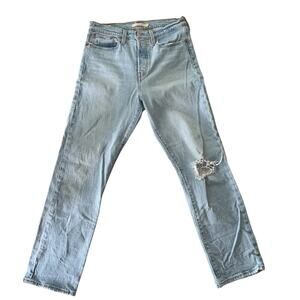 Levi's Wedgie Fit High-Rise Straight Jeans, Size 28‎ – Light Wash, Distressed